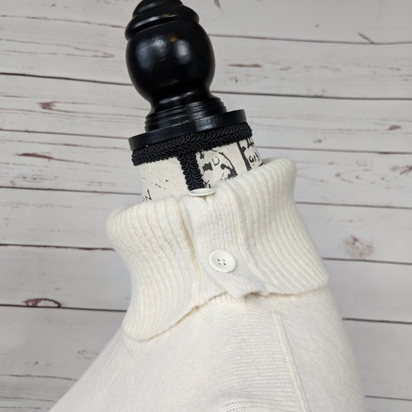 GAP Colorblock Sweater - Picture 4 of 8